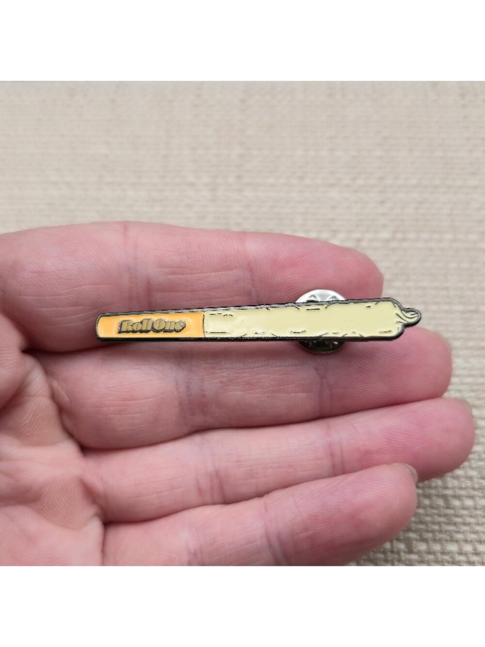 Roll One Weed Joint Filter Tip 420 Cannabis Culture Enamel Lapel Pin A8996